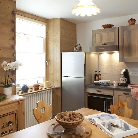 Appartement Zian Justine Lullin Екстериор снимка